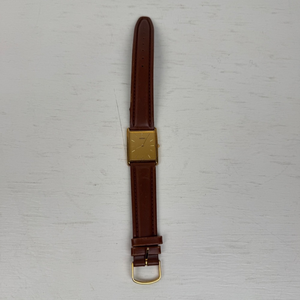 Seiko V700-5K30 Gold Tank Watch Brown Leather Strap Vintage Quartz